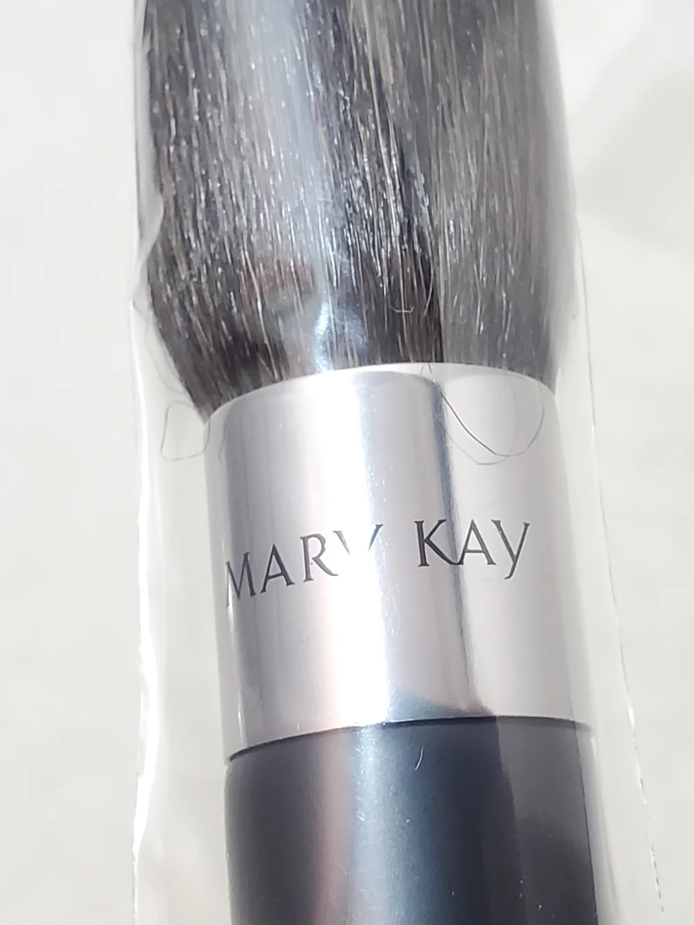 Mary Kay Mineral Foundation Brush - Black